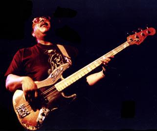 Big Joe Turner rates Mizarolli as UK's best blues guitarist!